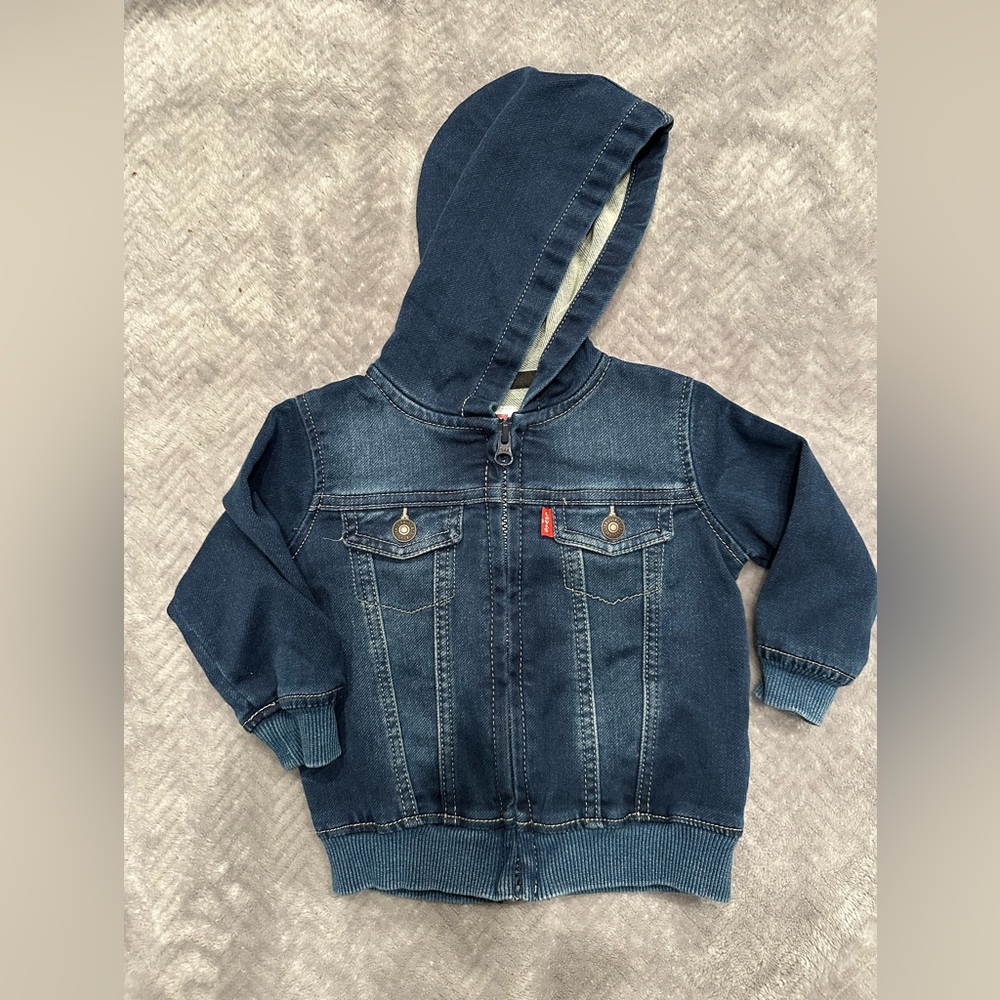LIKE NEW Levi’s Baby Denim Jacket